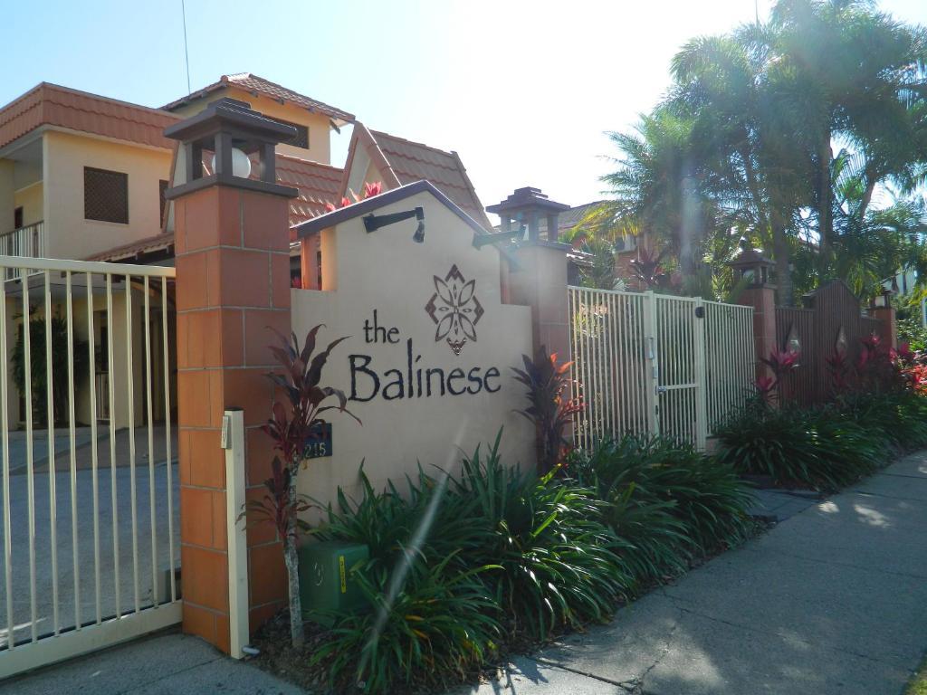 The Balinese Motel Cairns Exterior photo