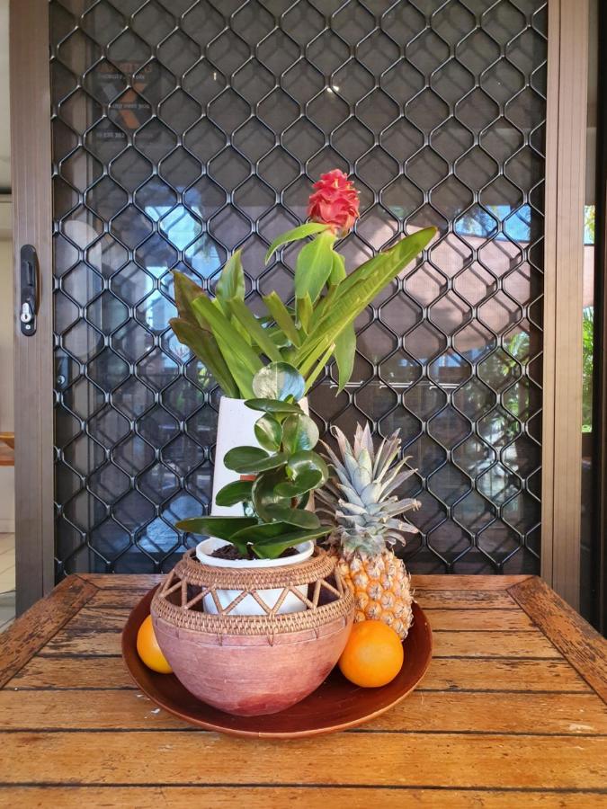 The Balinese Motel Cairns Exterior photo