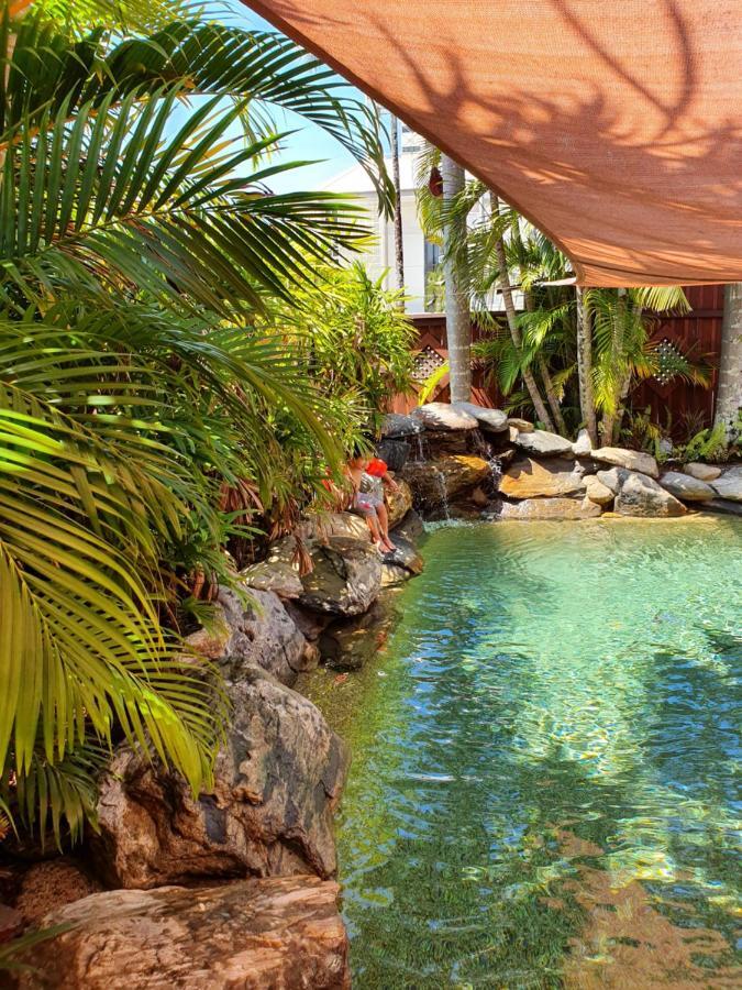The Balinese Motel Cairns Exterior photo